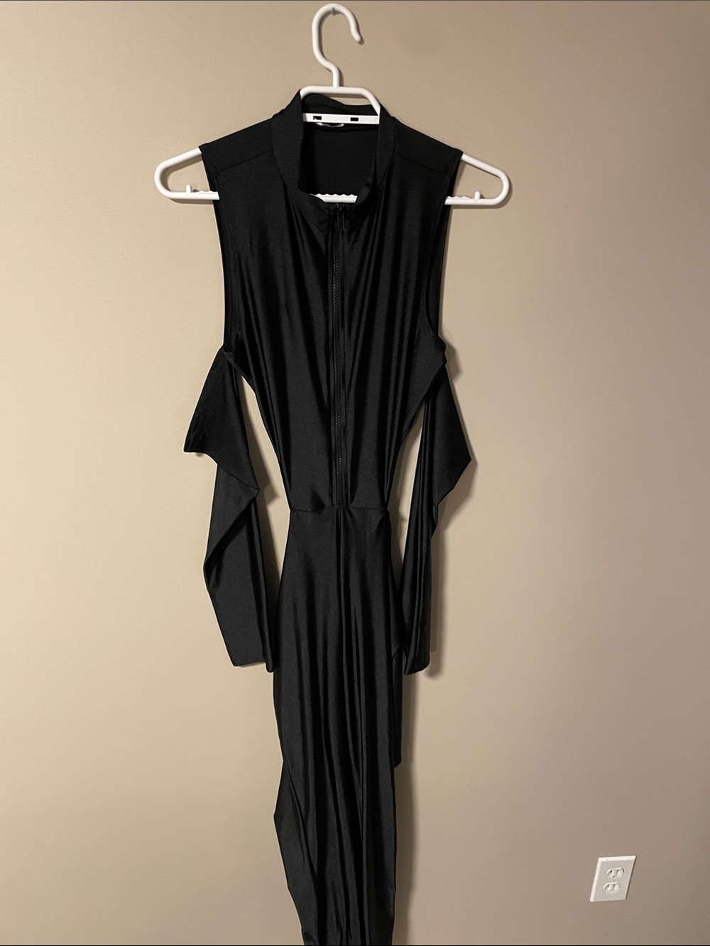 Black Sleeve Cutout jumpsuit with Front Zip
